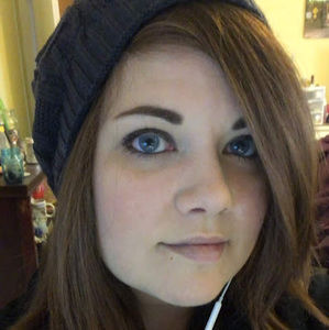 Meet your Posher, Holly
